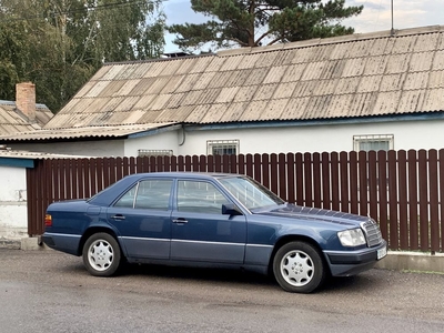 Мерседес W124