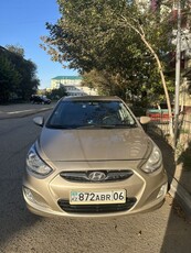 hyundai-accent-1.6-торг-есть