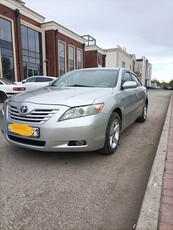 продам-toyota-camry-40