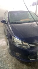 volkswagen-polo-2011