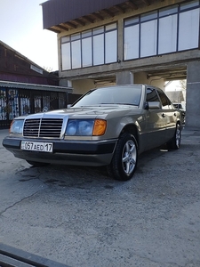 Mersedes Benz 230