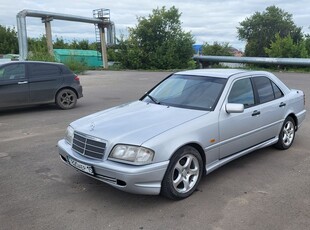 mercedes-benz-c180