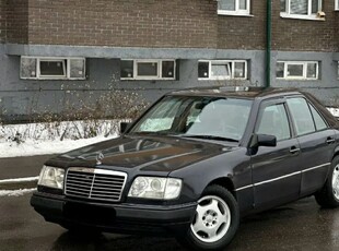 mercedes-w124-1988-г