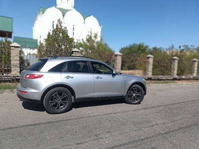 Продам Infiniti fx45