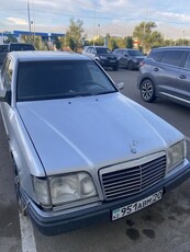 mercedes-benz-e220