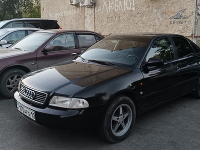 Продам авто на ходу,Audi A4