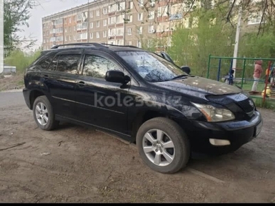 Продаю машину Lexus 330