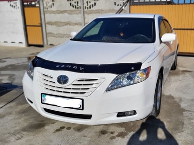 Toyota camry 40 белый