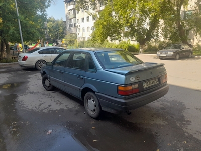 Продам Volkswagen Passat В3 1990 г.в объём 1.8 Моновпрыск ОТС