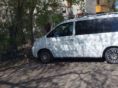 Hyundai sterex 2000г.