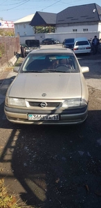 Продается Opel Vectra 1992год