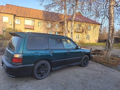 Продам машину subaru forester