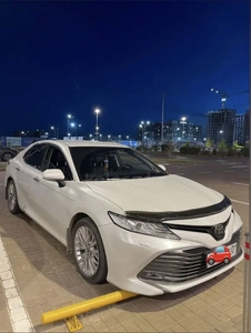 Tayota Camry 2021 г