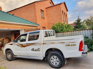 продам-toyota-hilux-pick-up