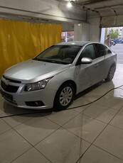 chevrolet-cruze-2010-года