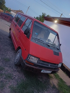 Renault trafik дизель 2.5