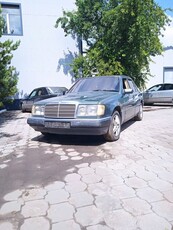 mercedes-benz-w124