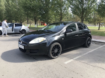 Автомобиль Fiat Bravo 2