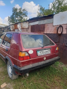 Volkswagen Golf 2