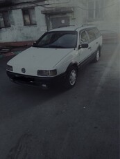 продам-машыну-volkswagen-passat-в3-1989-год.