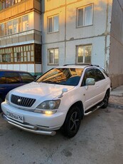 продам-машину--toyota-harrier