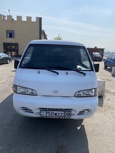 минивэн Hyundai H-100