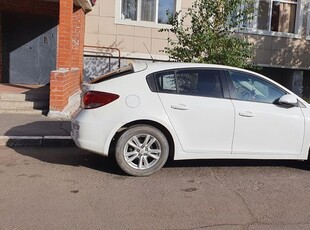 chevrolet-cruze-1.8--2014г