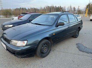 продам-toyota-carina-e