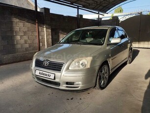 toyota-avensis-2003-г.