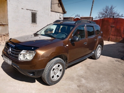 Продам машину Renault Duster