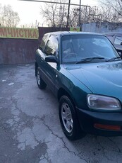 продам-rav-4-в-среднем-состоянии.