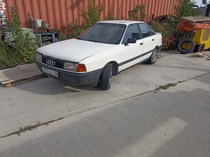 продам-audi-80-белая