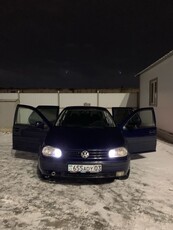 volkswagen-golf-4