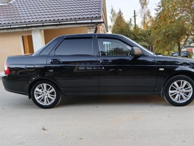 ВАЗ (LADA) Priora 1.6 MT, 2011