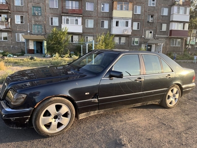 Продам машину мерседес w140