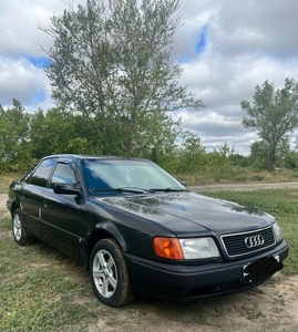 Продам AUDI 100C4