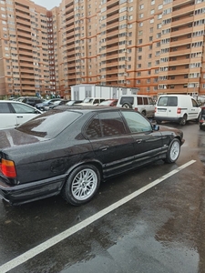 Продаю BMW 525, е34