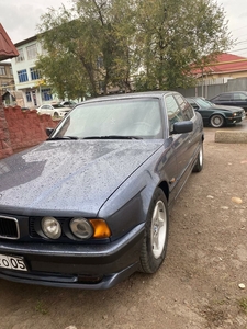 BMW E34в хорошем состоянии