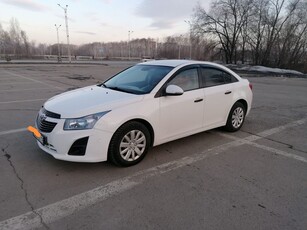 chevrolet-cruze-2014-г-в-хорошем-состоянии.-можно--в-кредит.