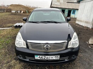 продам-автомашину-nissan-bluebird