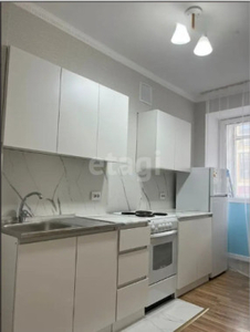 Продажа 1-комнатной квартиры, 40 м, Букейханова, дом 17