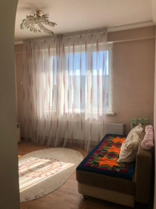 Продажа 1-комнатной квартиры, 38 м, Нажимеденова, дом 10/2