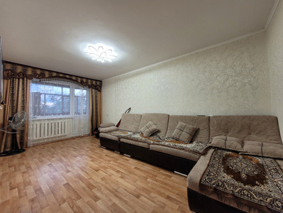 Продажа 3-комнатной квартиры, 62 м, Муканова