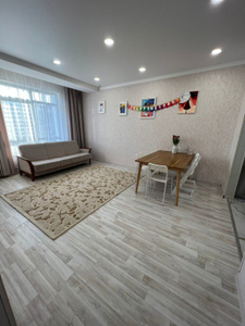 Продажа 3-комнатной квартиры, 78 м, Нажимеденова, дом 4