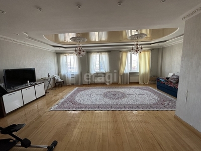 3-комн. квартира , 133.2м² , 4/7 этаж