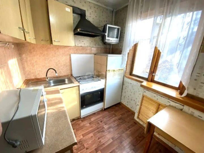 Продажа 1-комнатной квартиры, 32 м, 12 мкр-н, дом 13