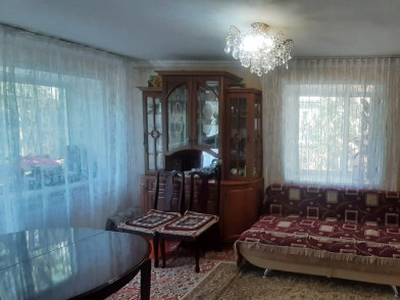 Продажа 1-комнатной квартиры, 35 м, Ермекова, дом 45