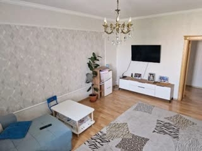 3-комн. квартира , 98м² , 4/10 этаж