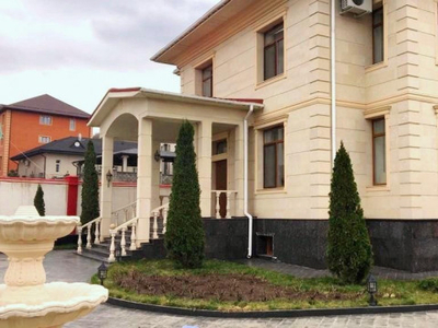 Продажа 9-комнатного дома, 650 м, Жамакаева