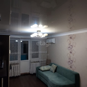 Продажа 2-комнатной квартиры, 45 м, Жубанова, дом 3